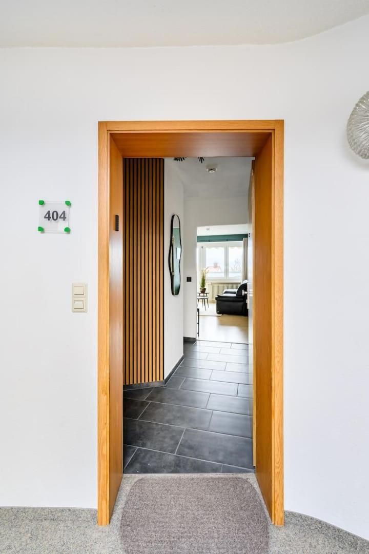 - Kueche - Balkon - Netflix Apartment